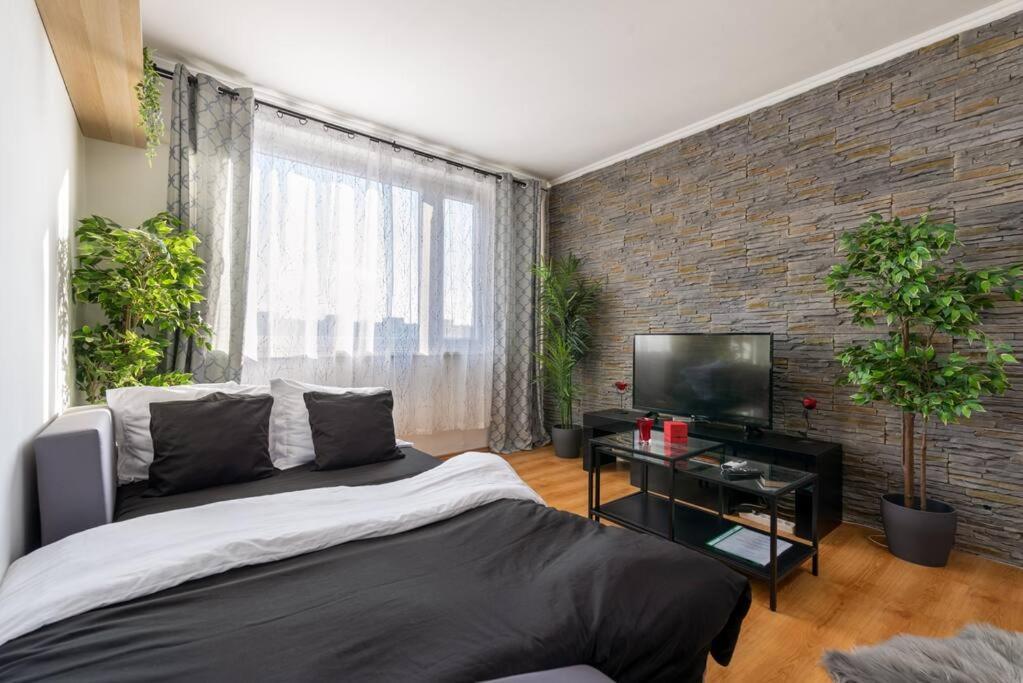 Spacious And Bright Flat Between Airport & Center Apartment Budapest Ngoại thất bức ảnh