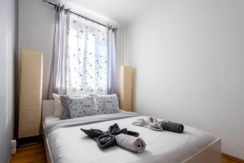 Spacious And Bright Flat Between Airport & Center Apartment Budapest Ngoại thất bức ảnh